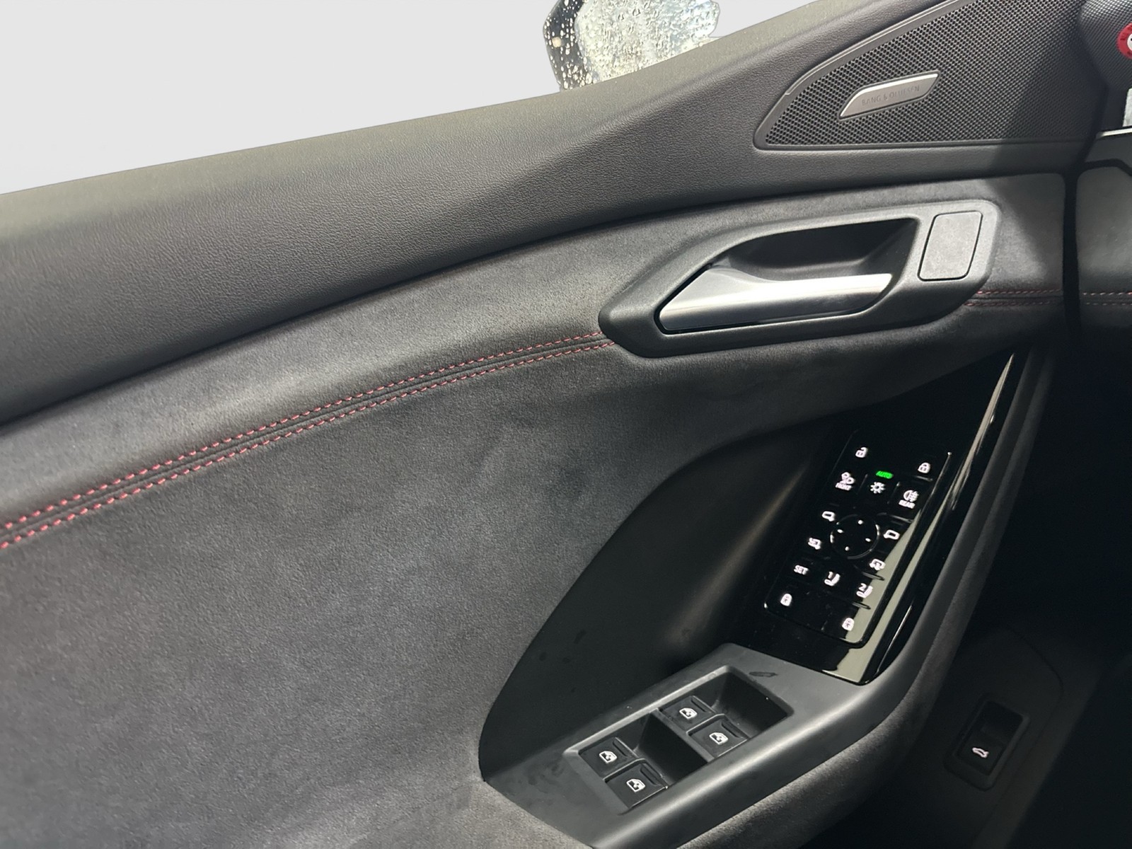 Audi Q6 e-tron quattro S LINE TECHPRO PANO B&O 20"