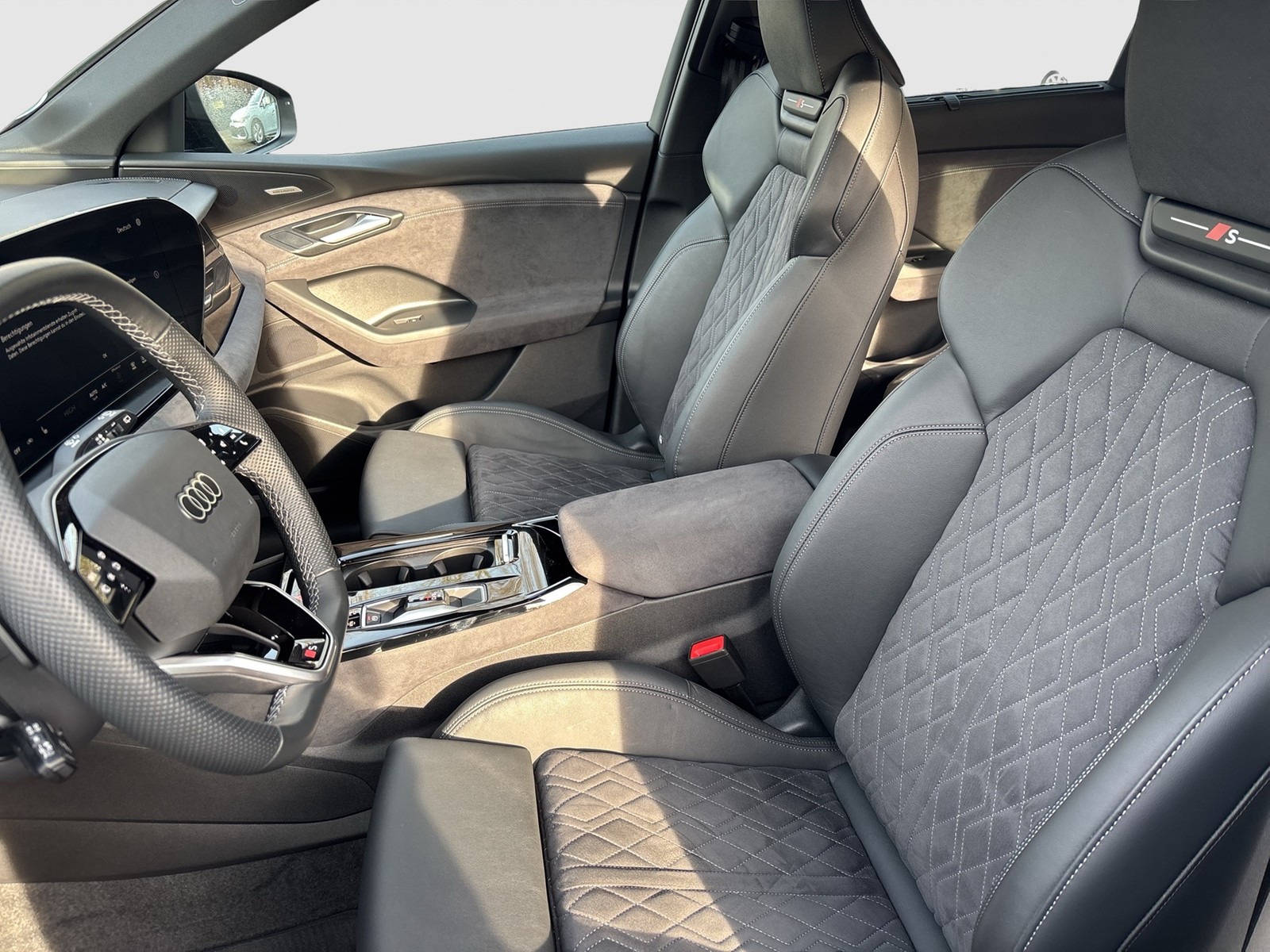 Audi Q6 e-tron quattro S LINE WÄRMEPUMPE PANO B&O AHK