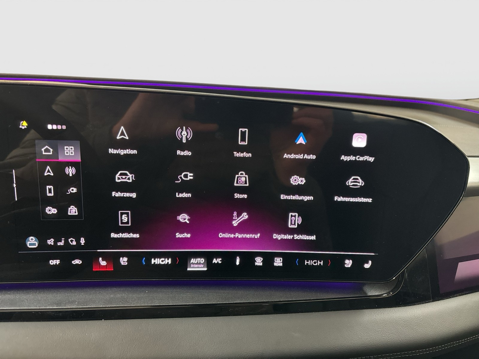 Audi Q6 e-tron quattro S LINE BLACKPAK TECHPRO PANO