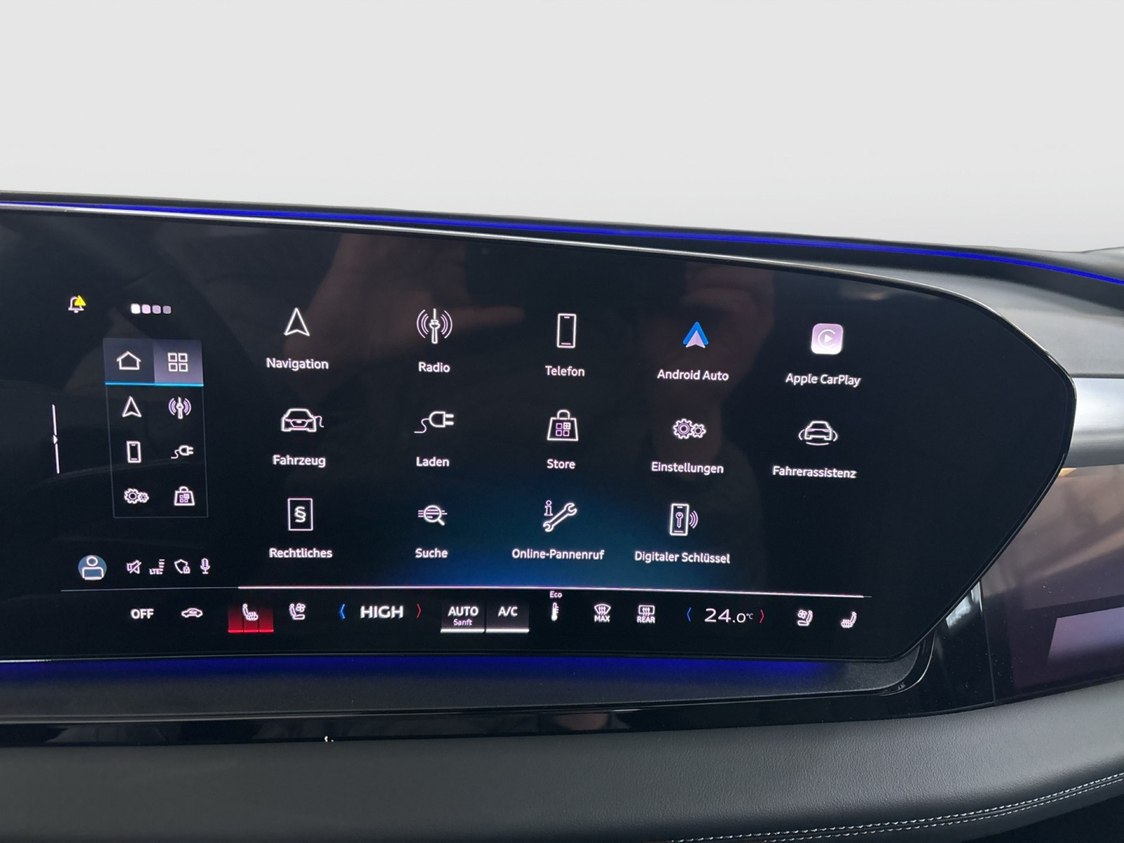 Audi Q6 e-tron quattro S LINE BLACKPAK TECHPRO PANO