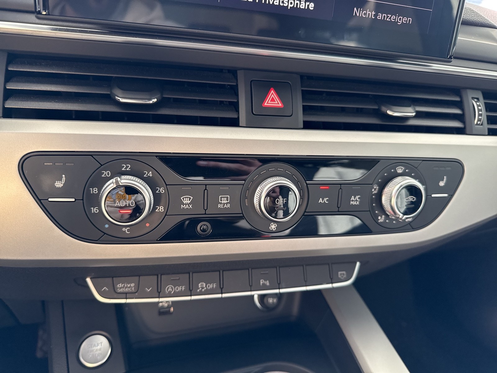 Audi A4 Avant 40 quattro S LINE BLACKPAK B&O MATRIX