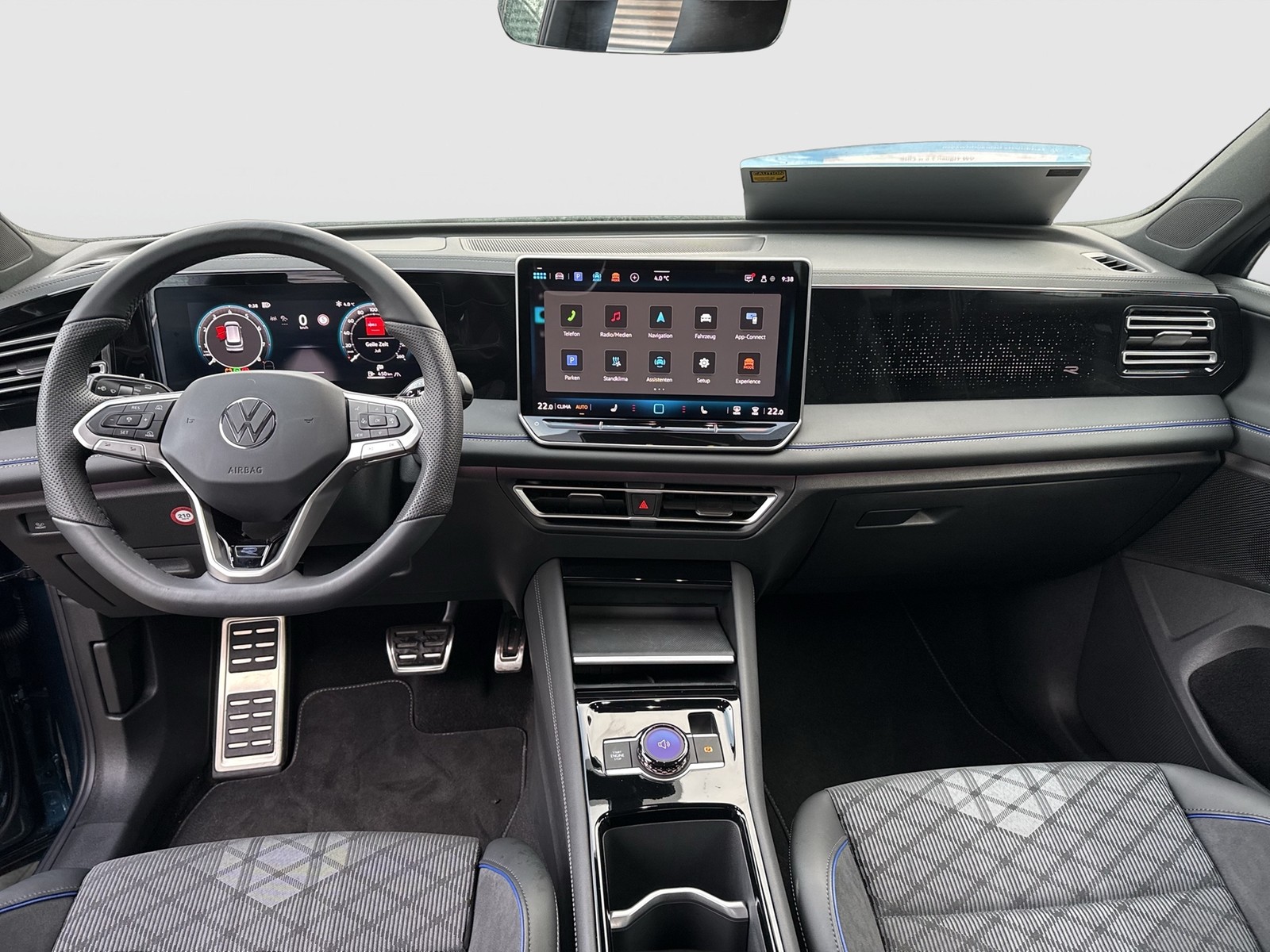 Volkswagen Tiguan 2.0 R-LINE 4X4 NEUES MODELL AHK CAM LM20