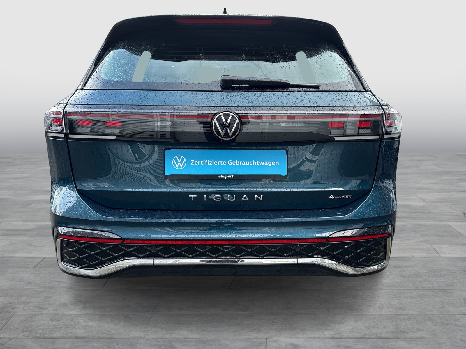 Volkswagen Tiguan 2.0 R-LINE 4X4 NEUES MODELL AHK CAM LM20