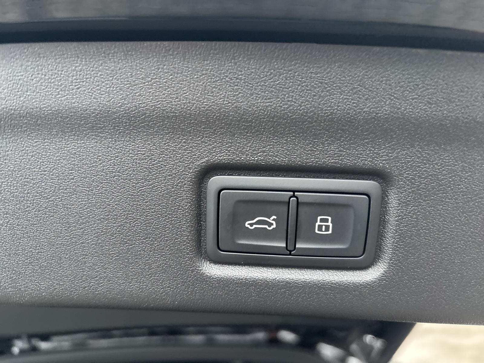 Audi Q6 e-tron quattro S LINE WÄRMEPUMPE PANO B&O AHK