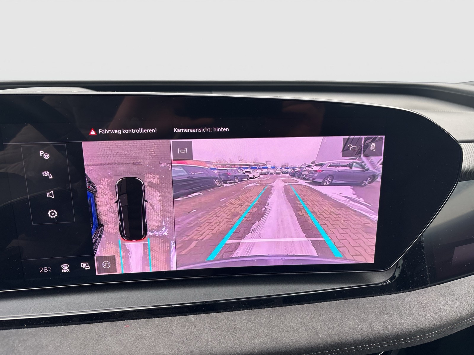 Audi Q6 e-tron quattro S LINE BLACKPACK TECHPRO PANO