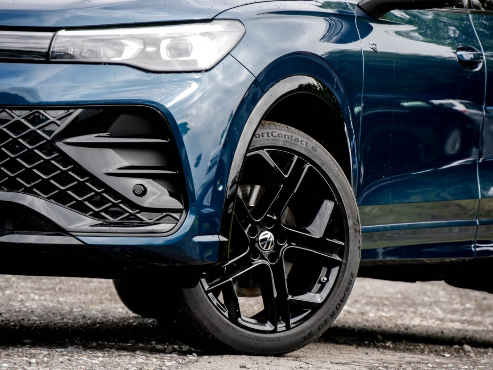 Volkswagen Tiguan 1.5 HYBRID R-LINE NEUESMODELL AHK CAM 20Z