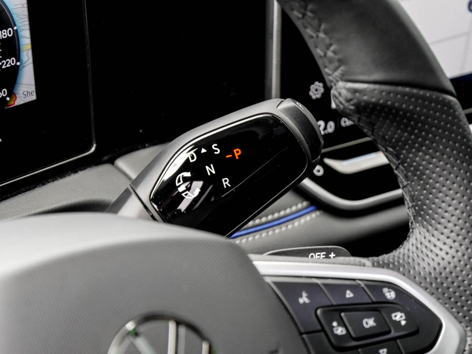 Volkswagen Tiguan 1.5 HYBRID R-LINE NEUESMODELL AHK CAM 20Z