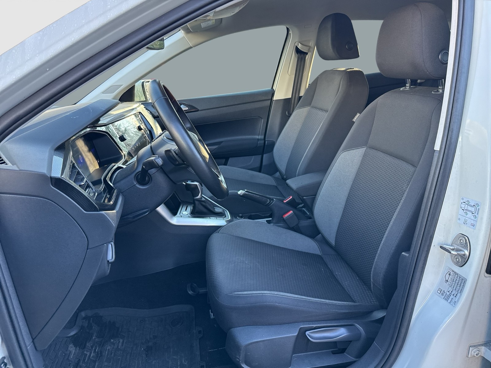 Volkswagen Taigo 1.0 LIFE KAMERA ACC IQ.DRIVE SITZHEIZUNG