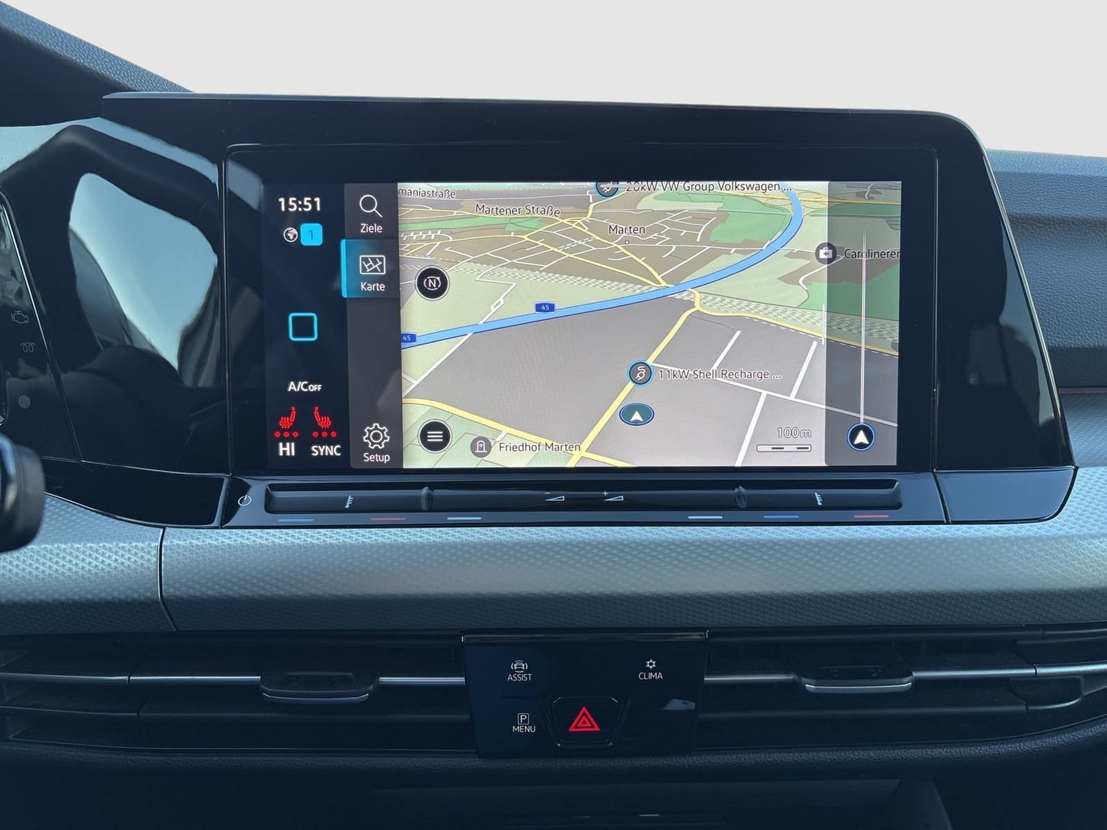 Volkswagen Golf VIII 1.0 eTSI MOVE STANDHZ. AHK CAM NAVI