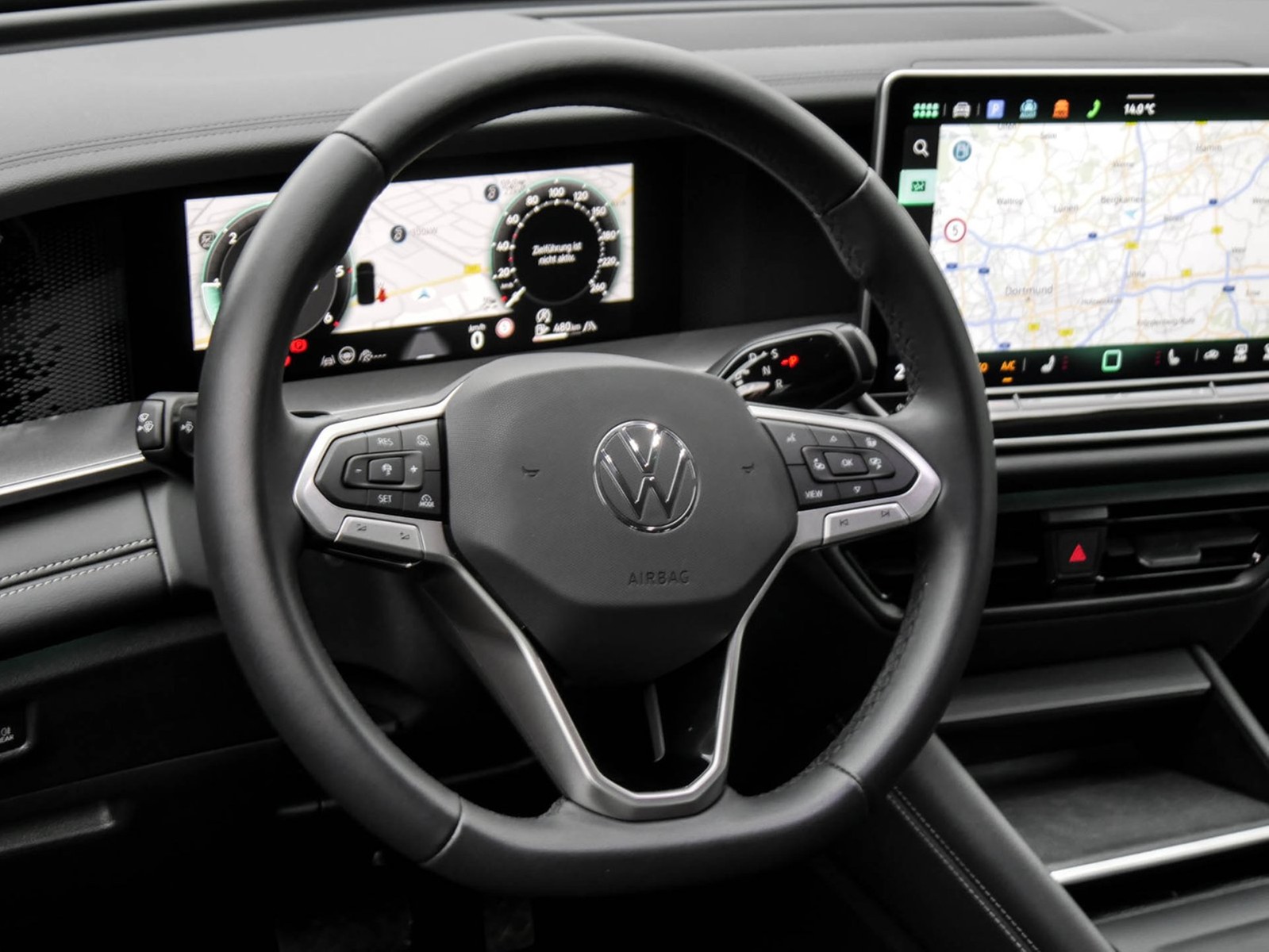 Volkswagen Tayron 2.0 LIFE 4X4 7SITZE AHK 360CAM ACC LM18