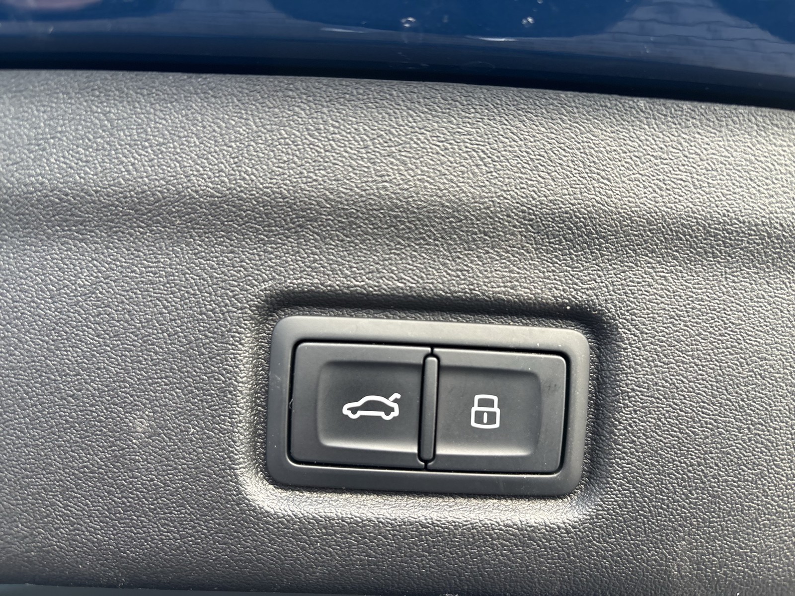 Audi Q6 e-tron quattro S LINE PANO B&O AHK 360CAM ACC