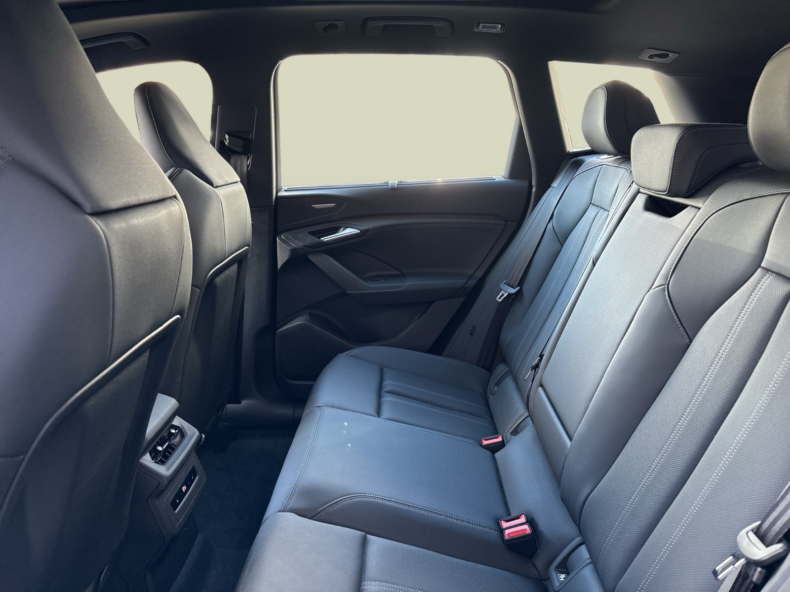 Audi Q6 e-tron quattro S LINE PANO B&O AHK 360CAM ACC