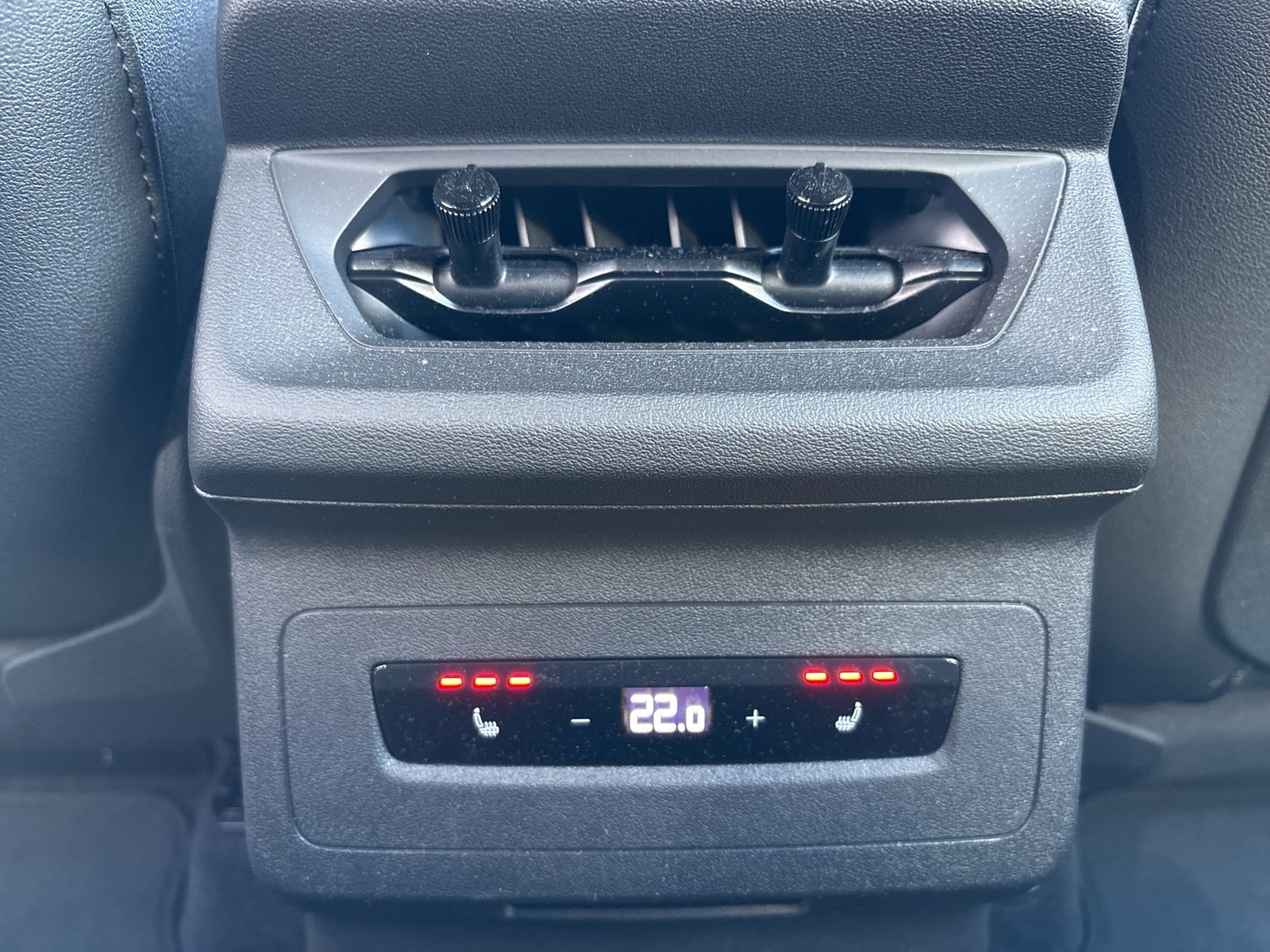 Audi Q6 e-tron quattro S LINE PANO B&O AHK 360CAM ACC