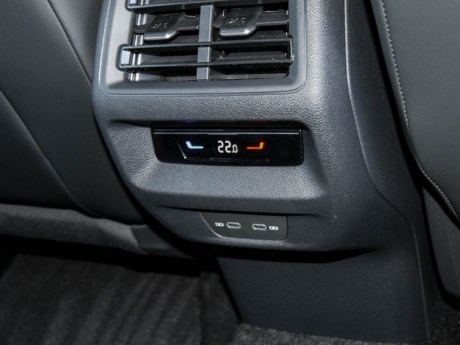 Volkswagen Tiguan 1.5 HYBRID LIFE NEUESMODELL AHK 360CAM 18Z