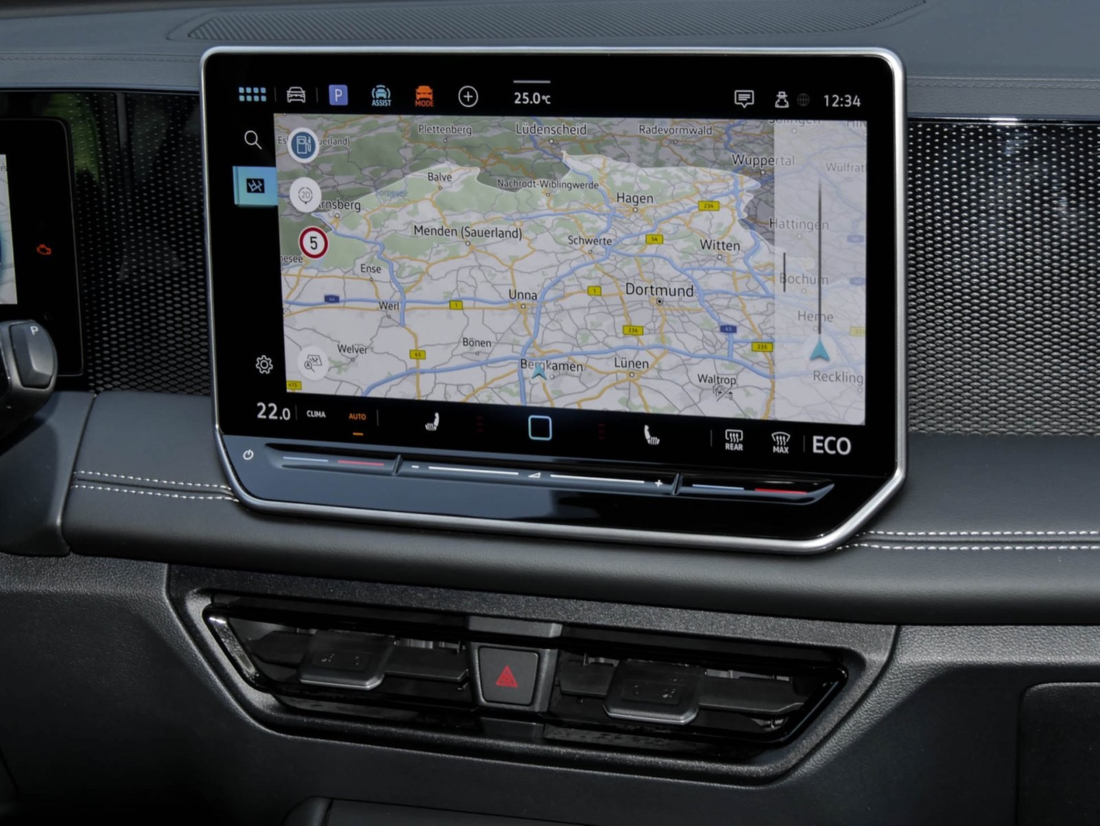 Volkswagen Tiguan 1.5 HYBRID LIFE NEUESMODELL AHK 360CAM 18Z