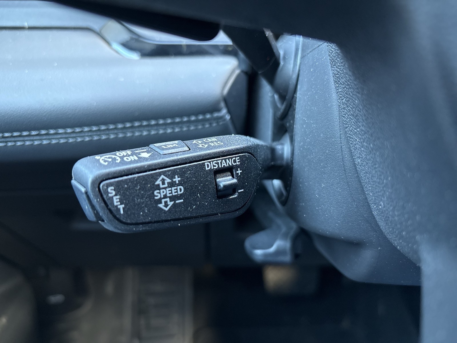 Audi Q6 e-tron quattro S LINE AHK 360°CAM ACC LM20