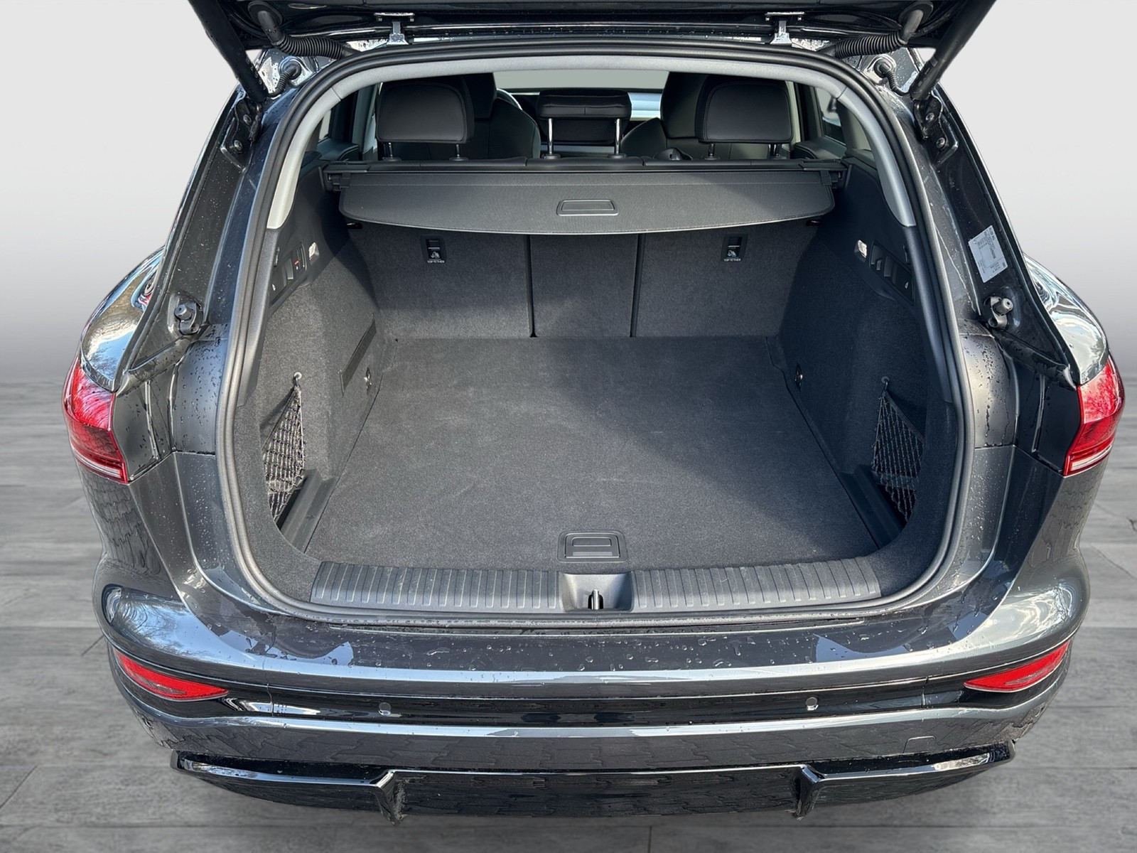 Audi Q6 e-tron quattro S LINE AHK 360°CAM ACC LM20