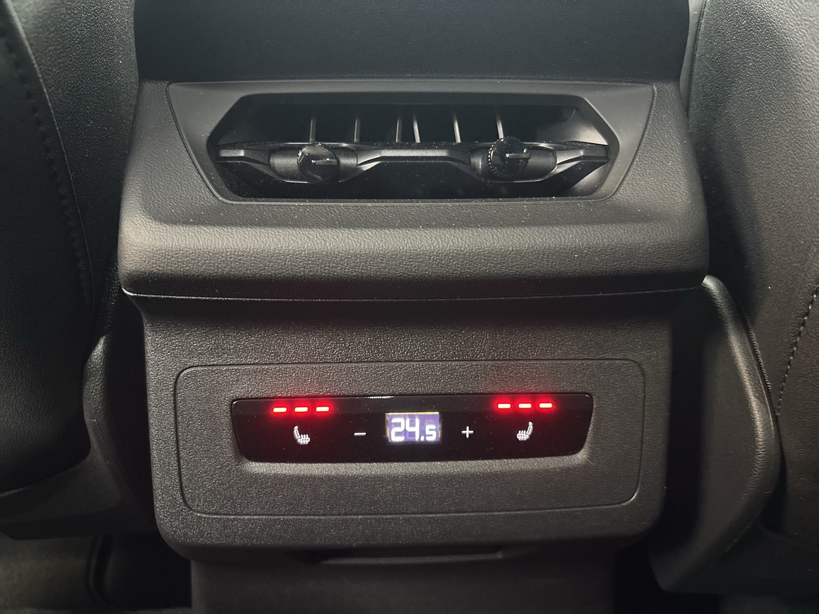 Audi Q6 e-tron quattro S LINE BLACKPAK TECHPRO 20"