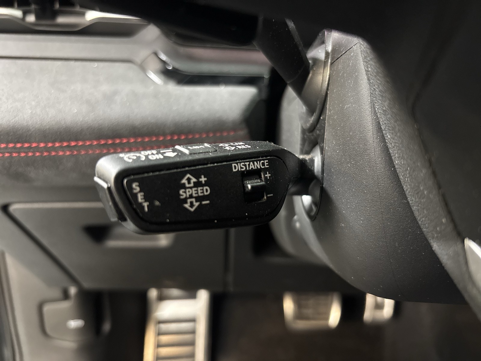 Audi Q6 e-tron quattro S LINE BLACKPAK TECHPRO 20"