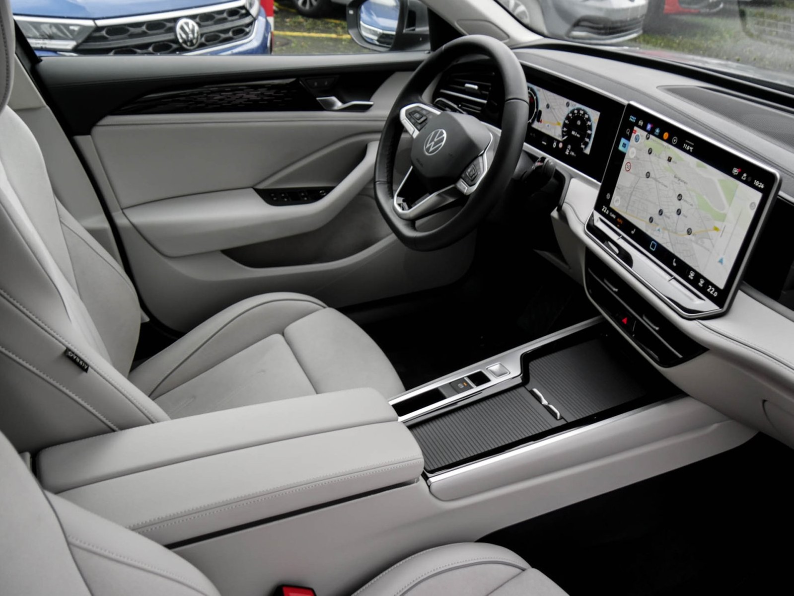 Volkswagen Passat Variant 2.0 ELEGANCE 4X4 NEUES MODELL AHK