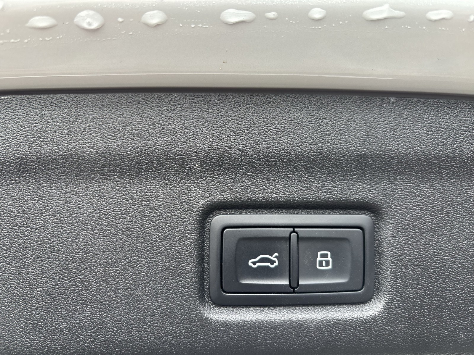 Audi Q6 e-tron quattro S LINE BLACKPAK TECH+ B&O 21"