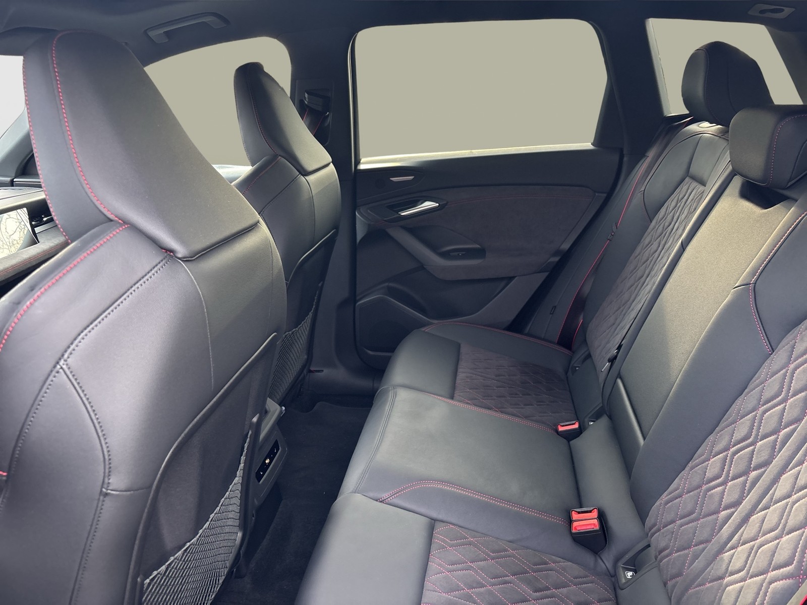 Audi Q6 e-tron quattro S LINE BLACKPAK TECHPRO PANO