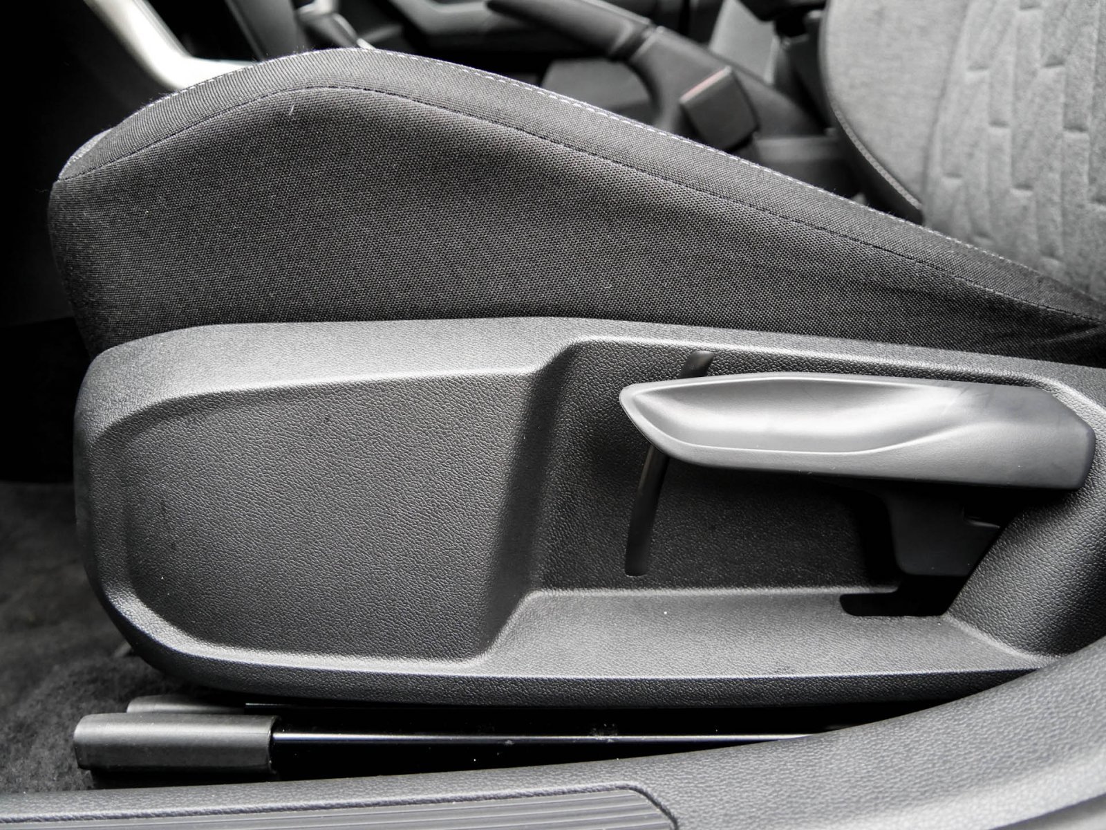 Volkswagen Taigo 1.5 MOVE CARPLAY ALU SITZHEIZUNG LED DAB+