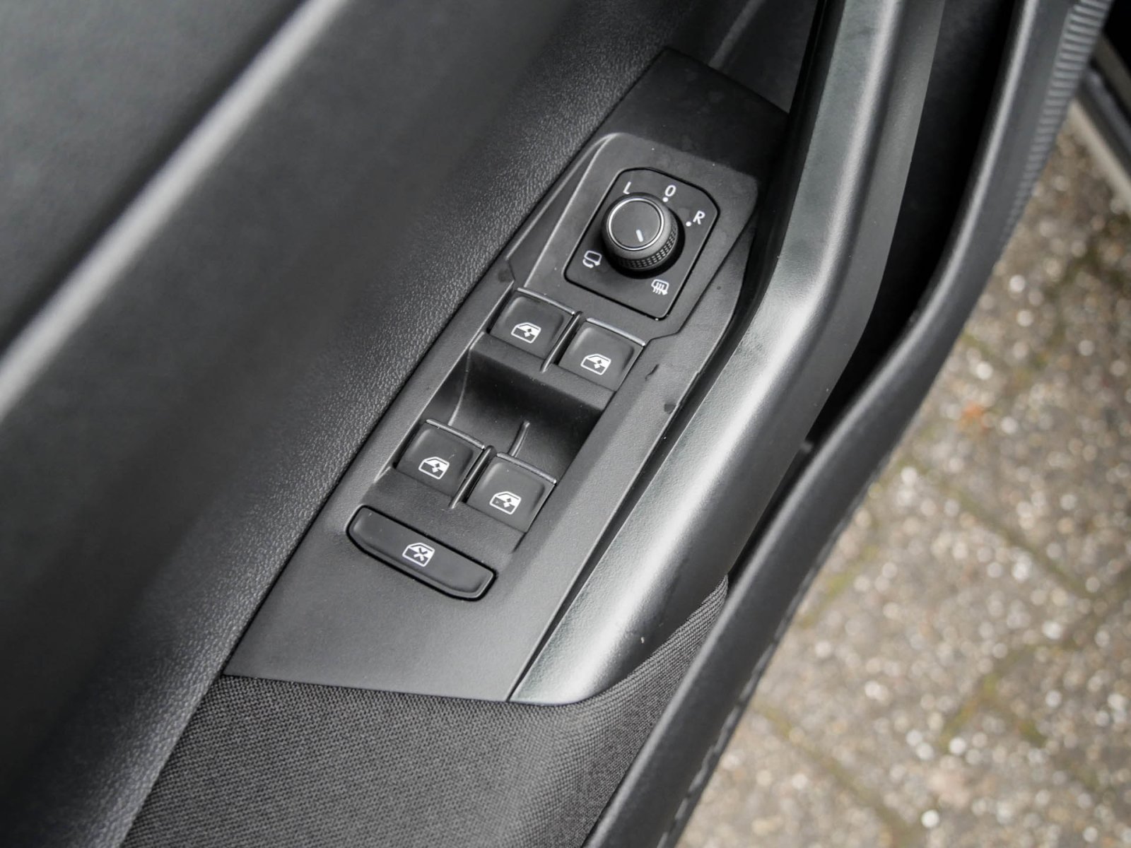 Volkswagen Taigo 1.5 MOVE CARPLAY ALU SITZHEIZUNG LED DAB+