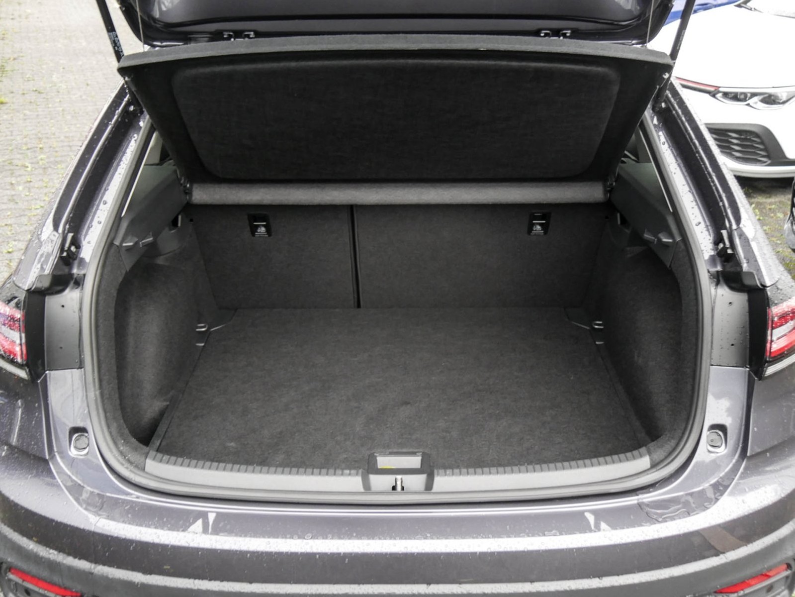 Volkswagen Taigo 1.5 MOVE PANO LM17 CARPLAY SITZHEIZUNG LED