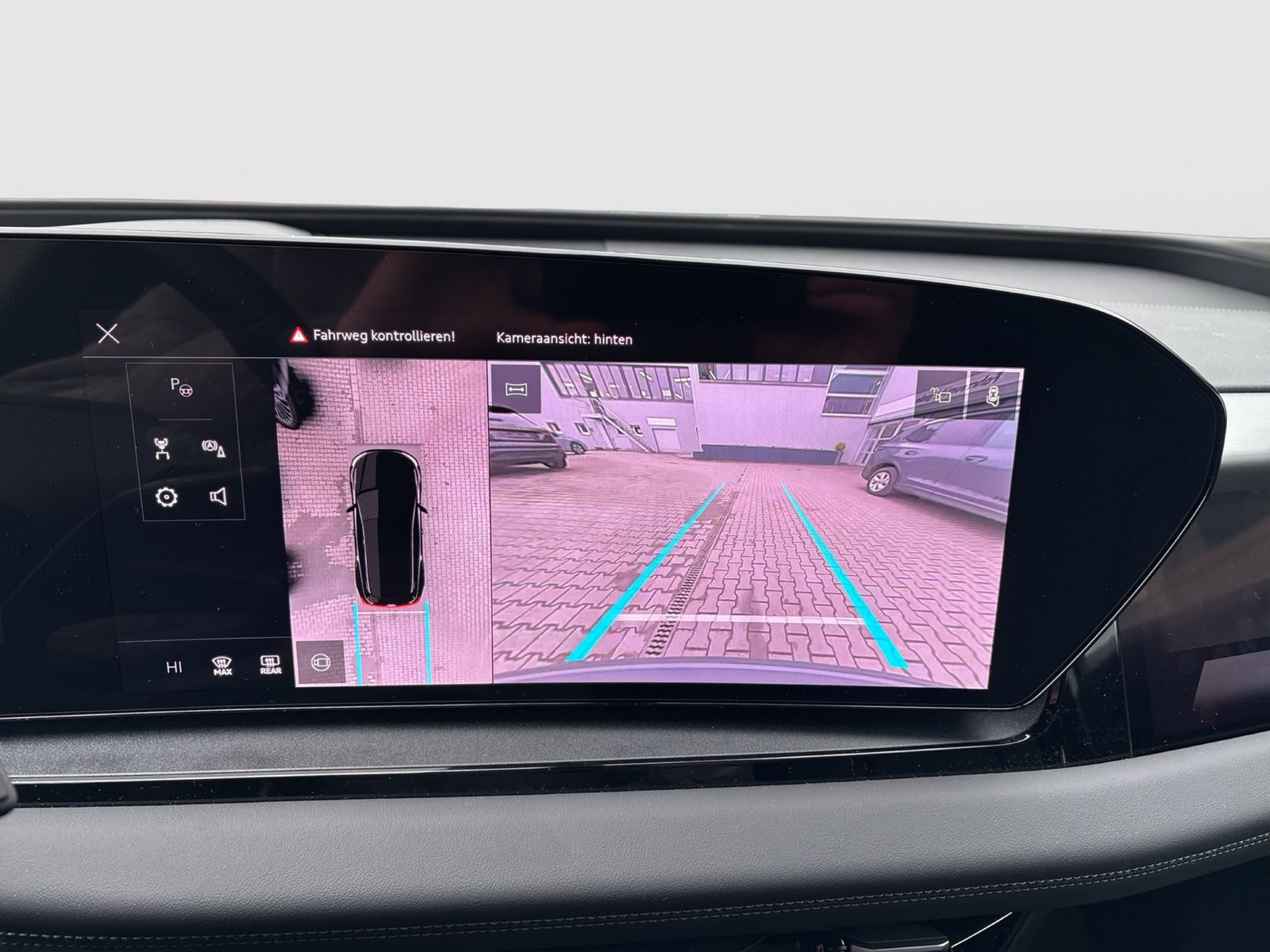 Audi Q6 e-tron quattro S LINE BLACKPAK TECHPRO B&O