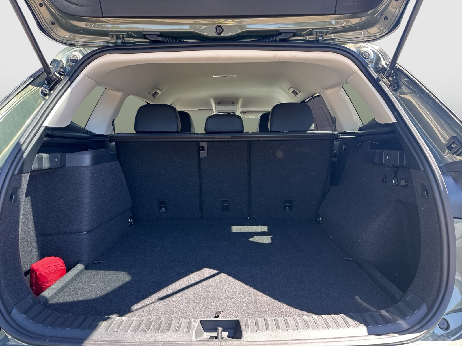 Volkswagen Tayron 1.5 HYBRID LIFE AHK CAM ACC LM18 E-KLAPPE