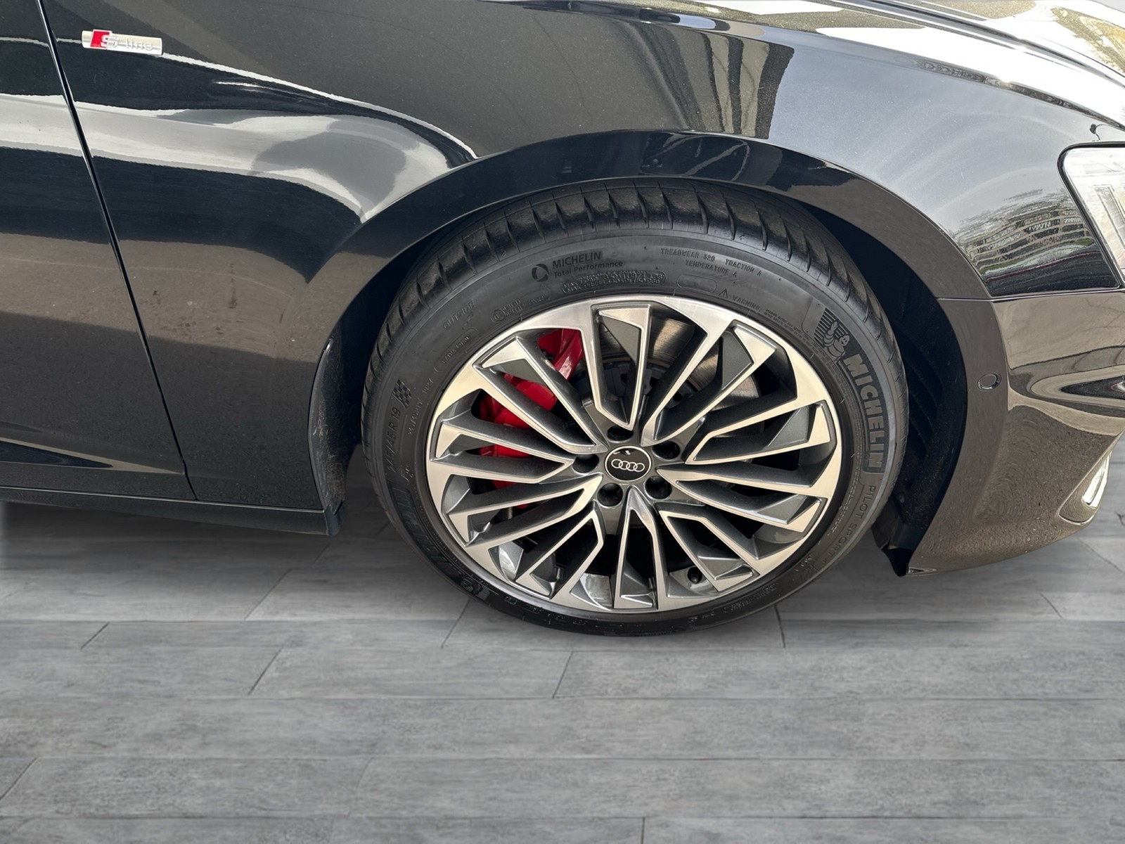 Audi A6 Avant 55 HYBRID Qu. S LINE B&O LEDER eSITZE MATRIX