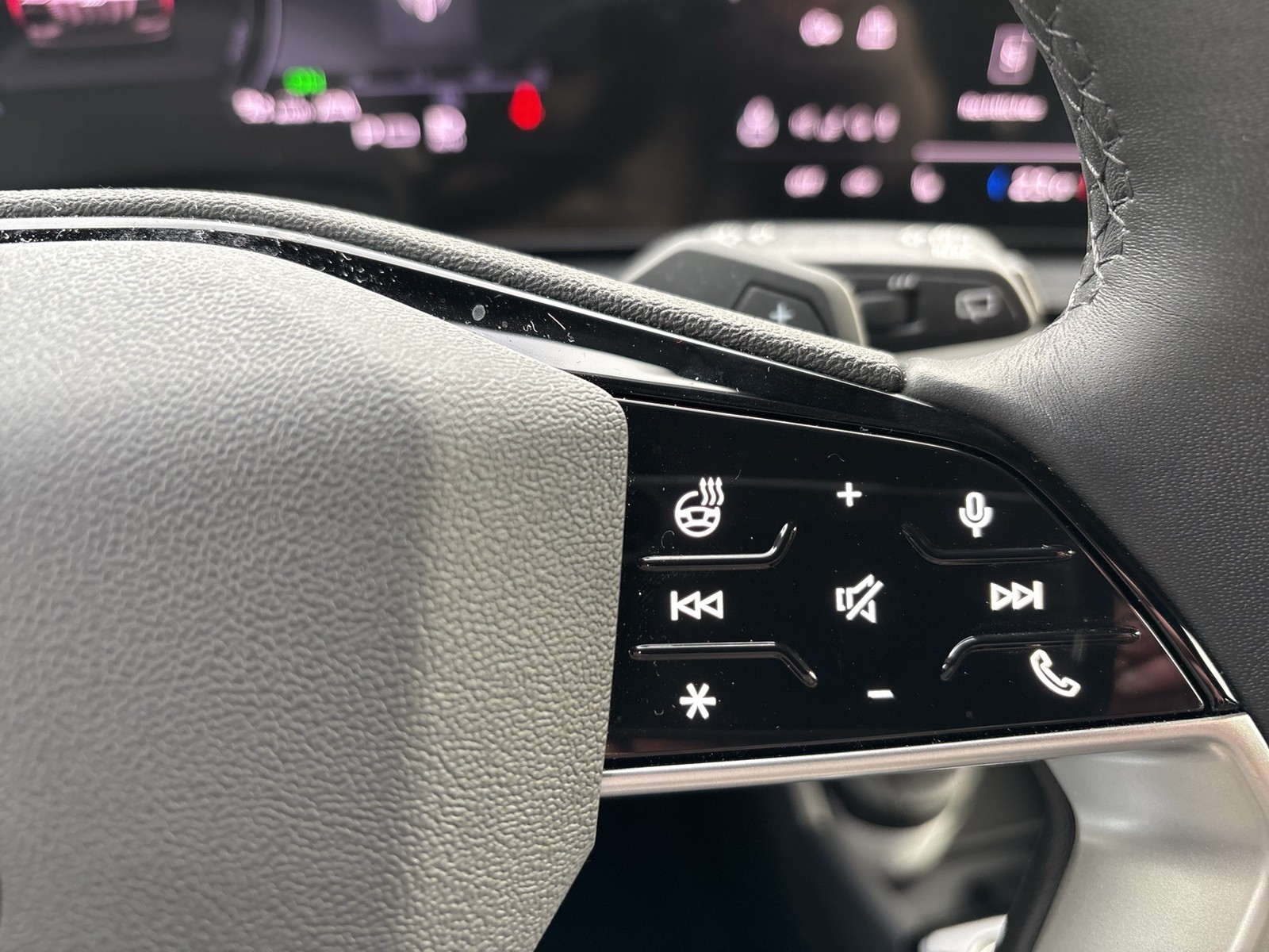 Audi Q6 e-tron quattro S LINE BLACKPAK TECH+ ACC 20"