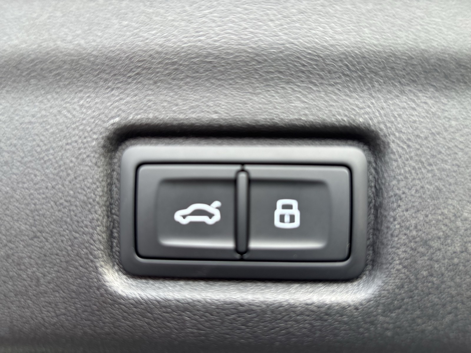 Audi Q6 e-tron quattro S LINE BLACKPAK TECH+ ACC 20"