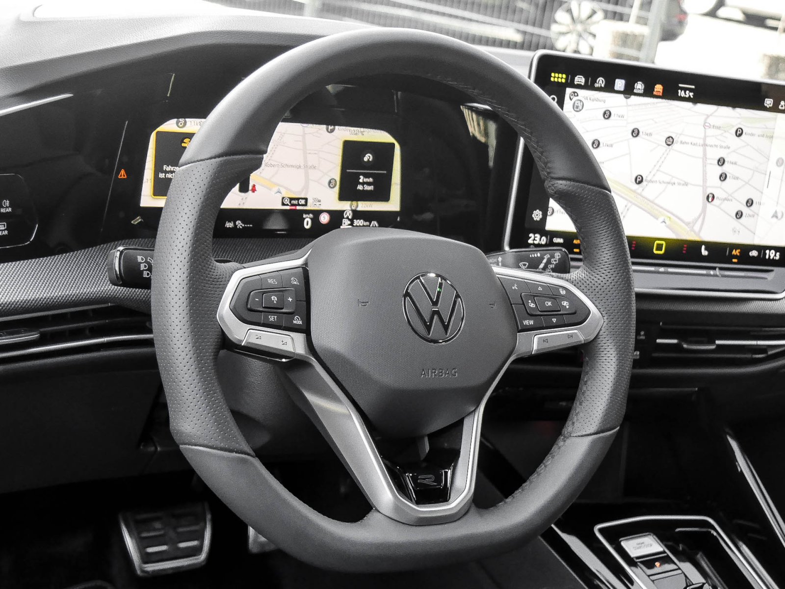 Volkswagen Golf Variant 2.0 TDI R-LINE DSG BLACKSTYLE AHK DCC MATRIX
