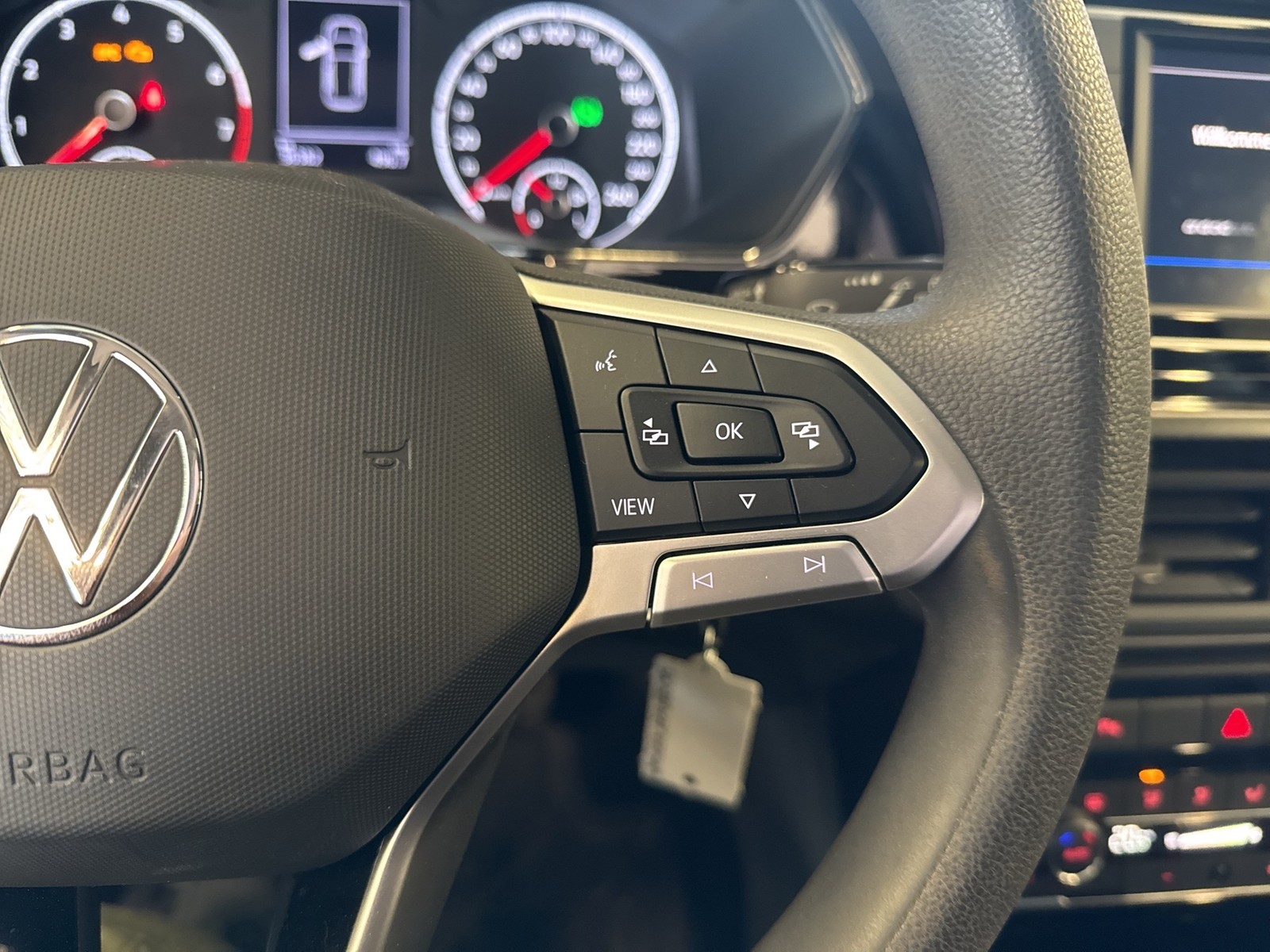 Volkswagen T-Cross 1.0 LIFE ACC CARPLAY SITZHZ EINPARKHILFE