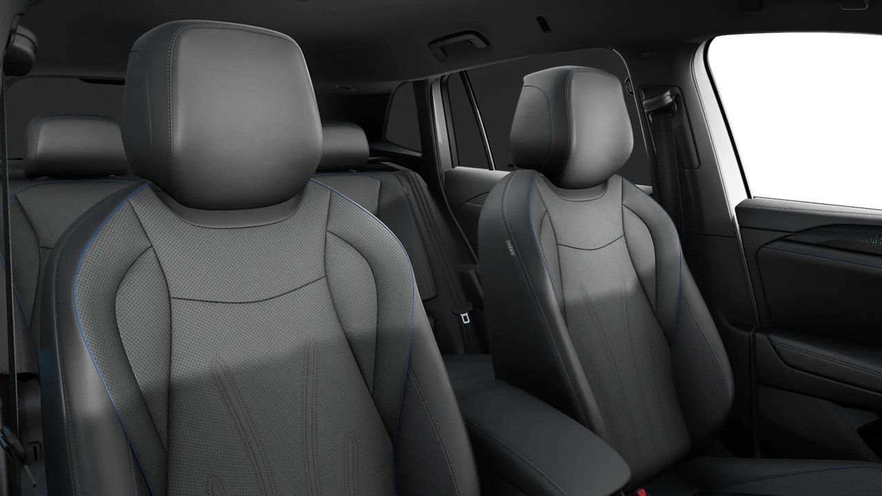 Volkswagen Tiguan 1.5 HYBRID R-LINE BLACK STYLE LEDER AHK