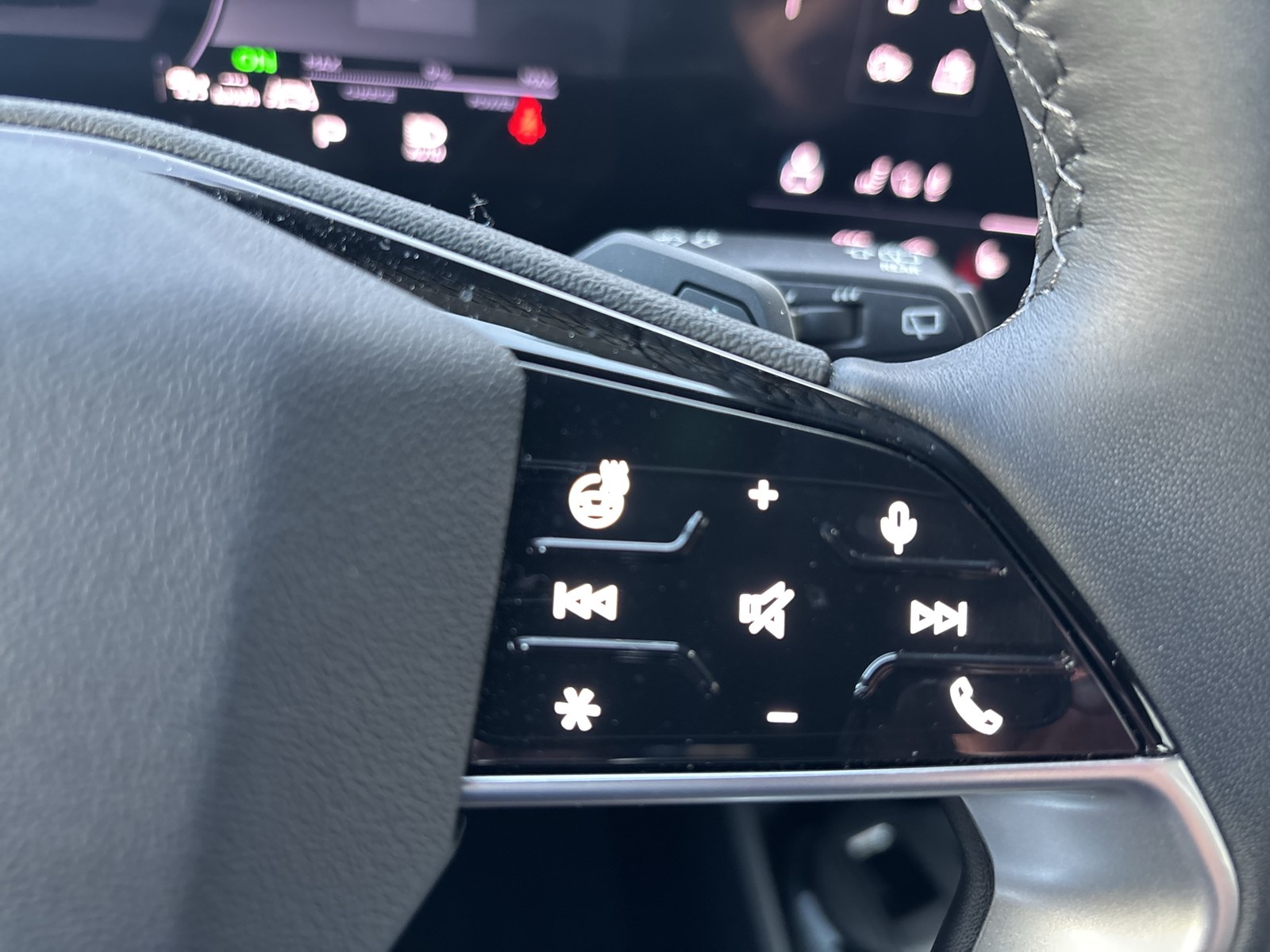 Audi Q6 e-tron quattro S LINE BLACKPAK TECH+ ACC 20"