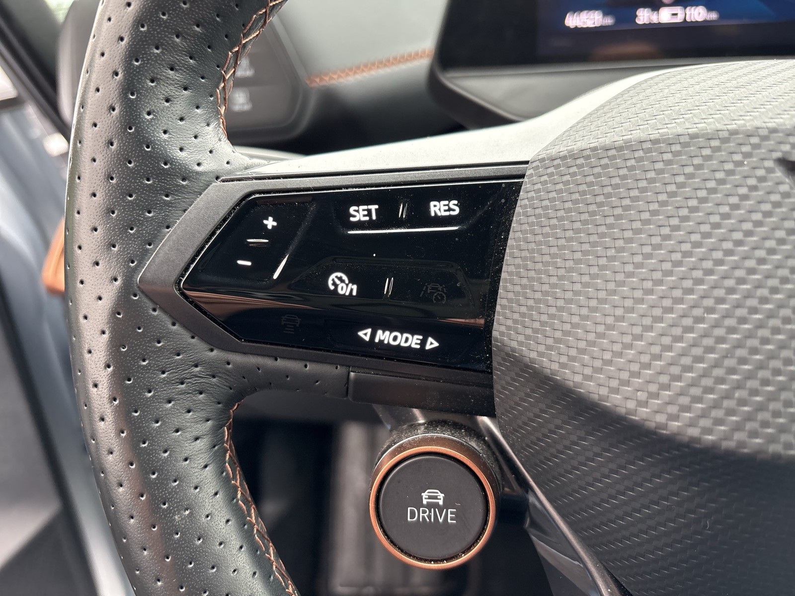 Cupra Born e-BOOST CAM ACC LM19 NAVI SITZHEIZUNG LED