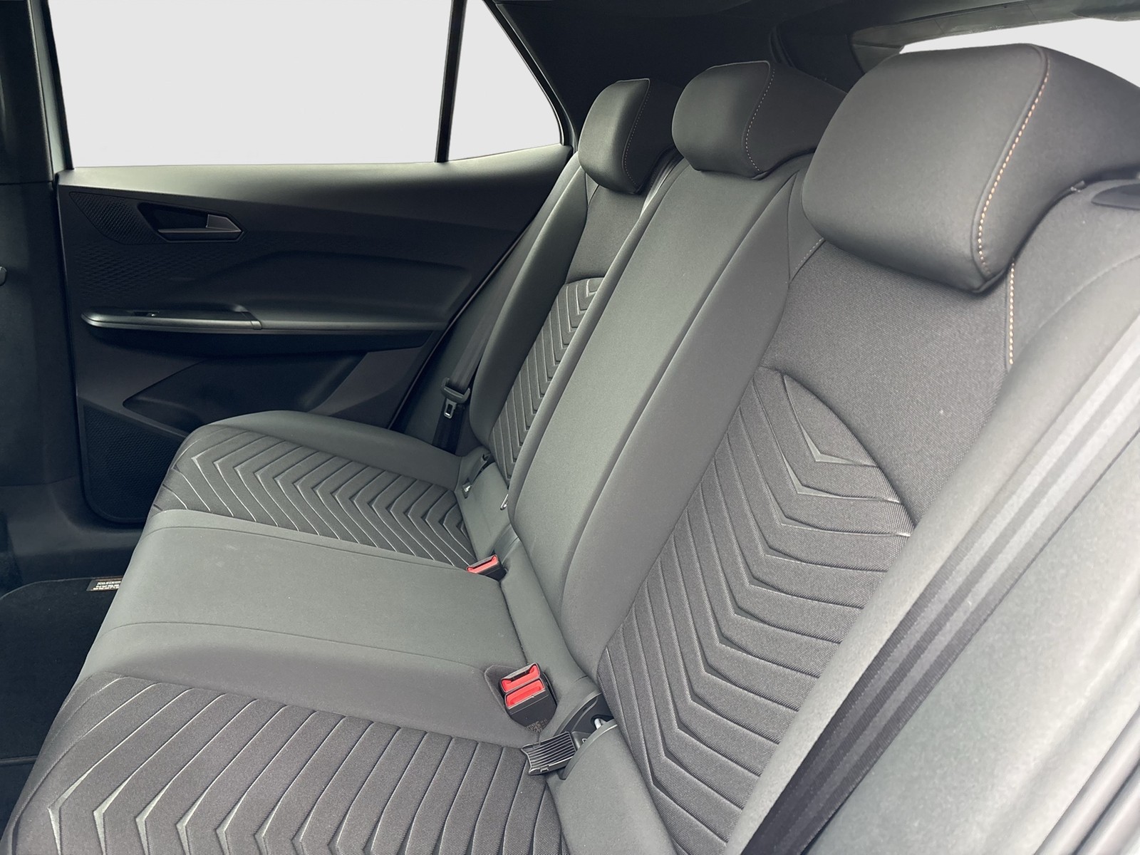 Cupra Born e-BOOST CAM ACC LM19 NAVI SITZHEIZUNG LED