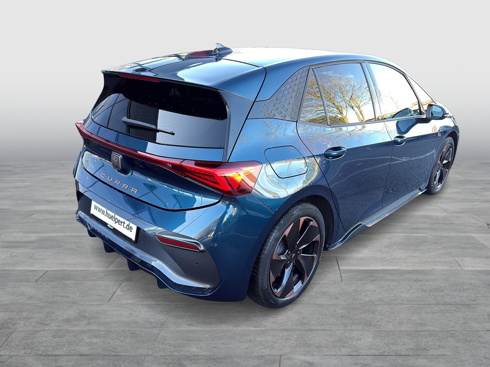 Cupra Born e-BOOST CAM ACC LM19 NAVI SITZHEIZUNG LED