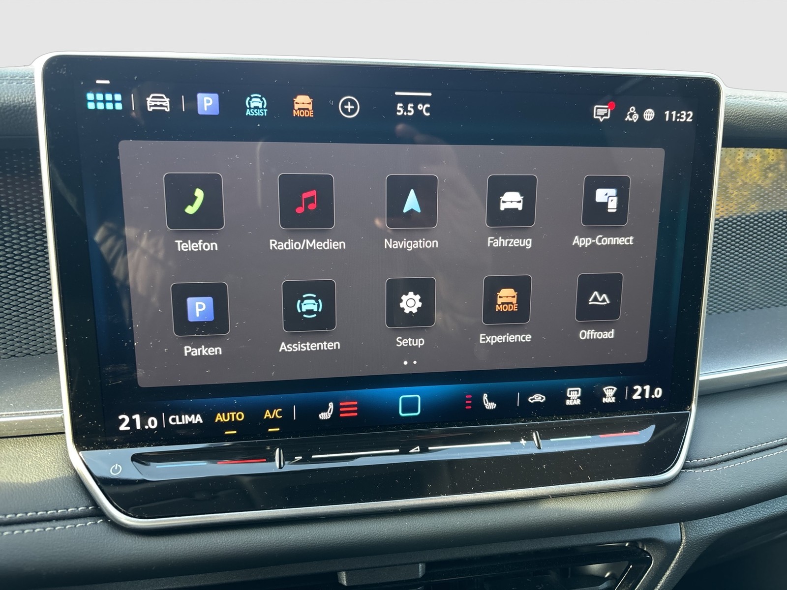 Volkswagen Tayron 2.0 LIFE 4X4 AHK CAM ACC LM19 CARPLAY