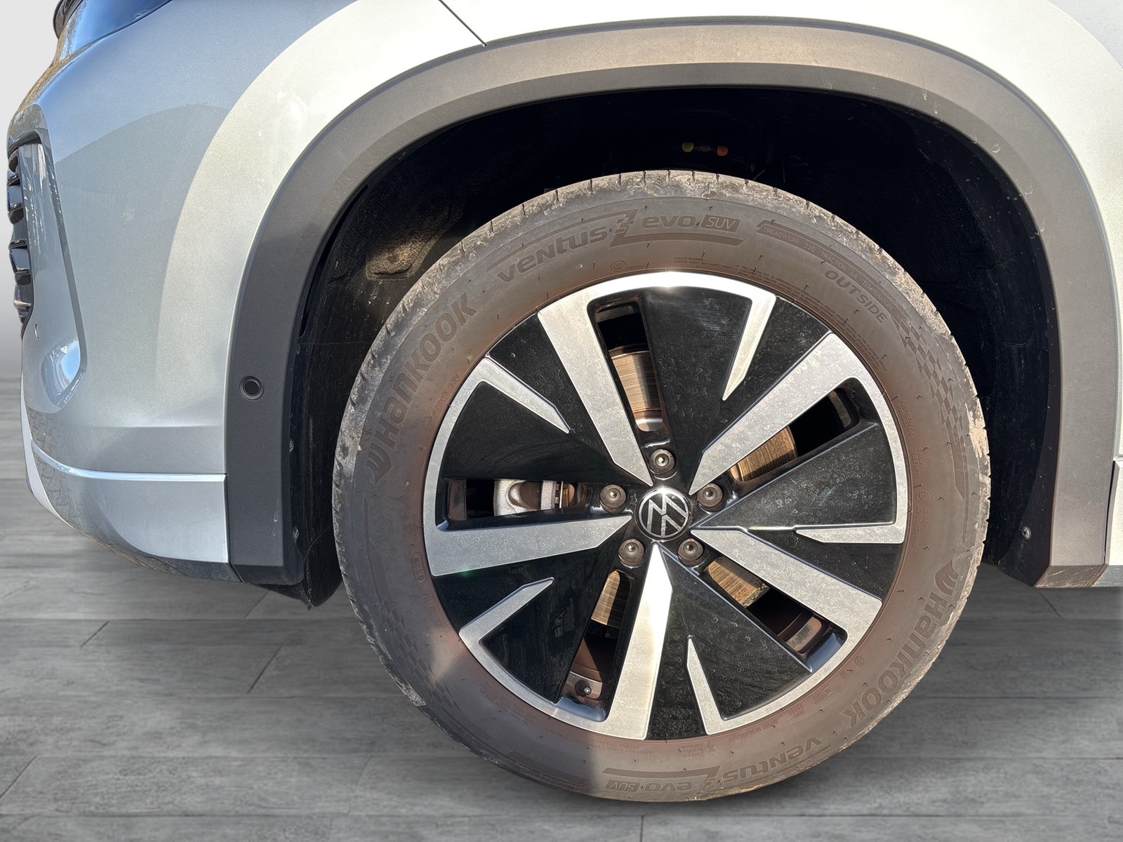 Volkswagen Tayron 2.0 LIFE 4X4 AHK CAM ACC LM19 CARPLAY