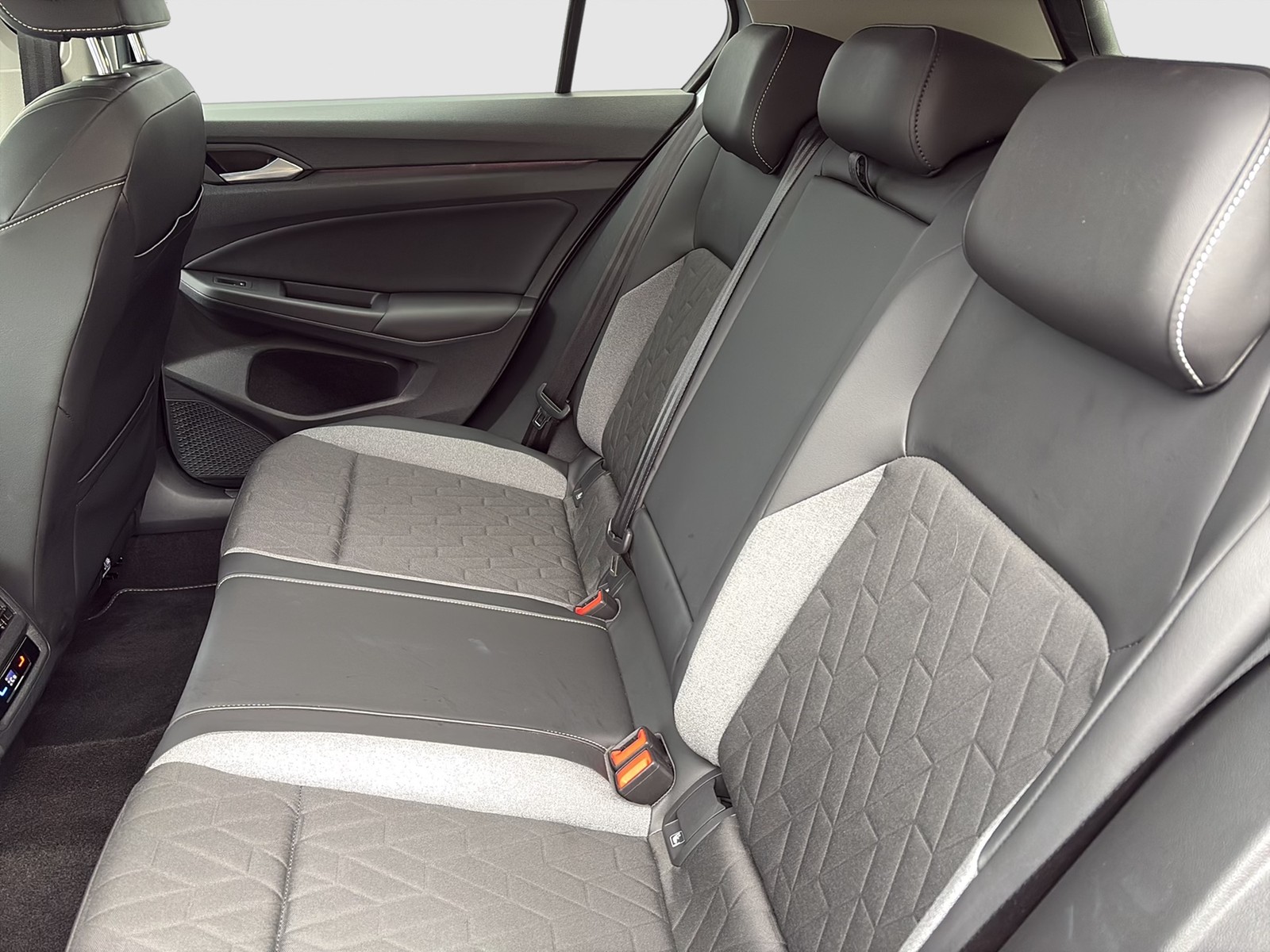 Volkswagen Golf VIII 1.5 HYBRID GOAL FACELIFT ACC LM17 NAVI