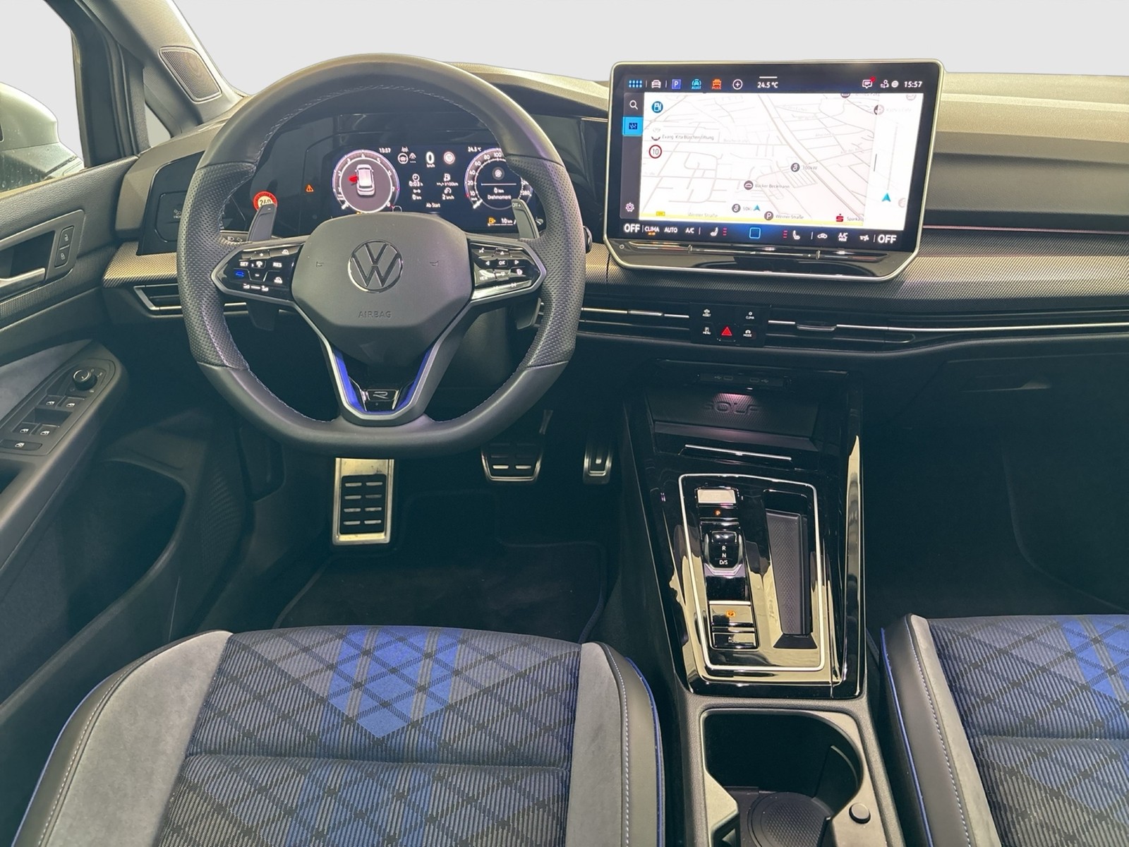 Volkswagen Golf VIII 2.0 R 4X4 CAM ACC LM19 NAVI LED+