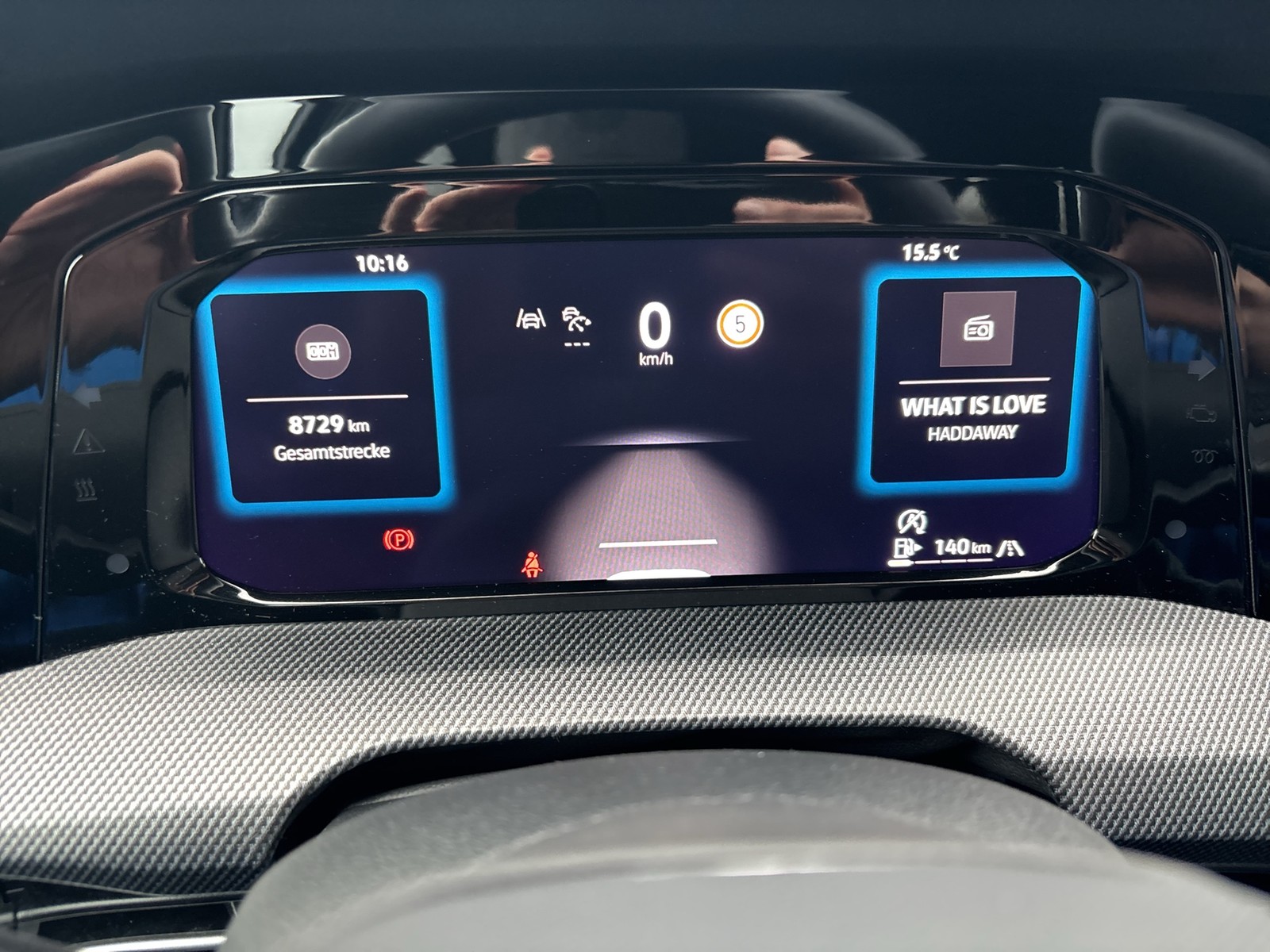 Volkswagen Golf Variant VIII 1.5 R-LINE FACELIFT AHK LM18