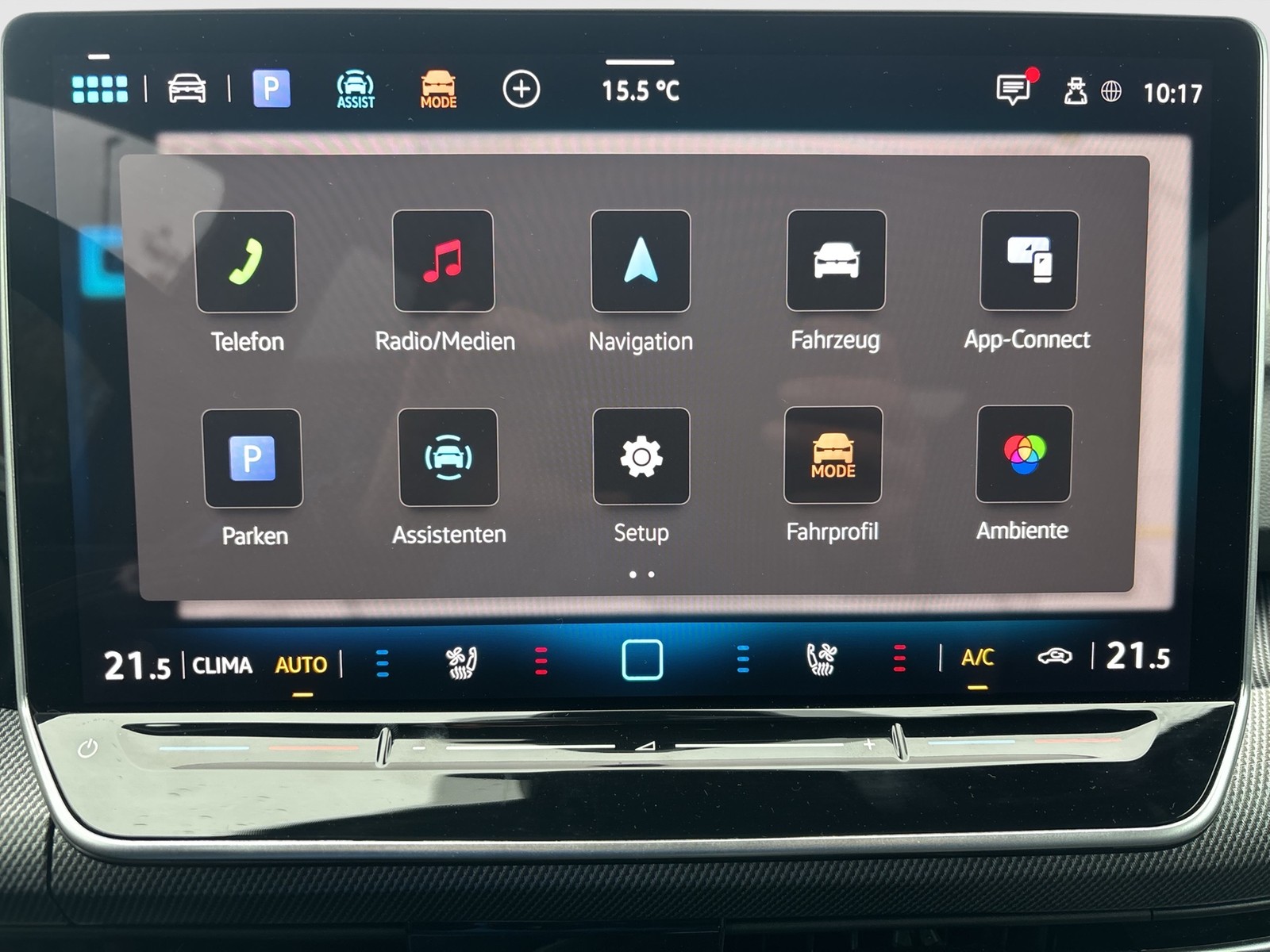 Volkswagen Golf Variant VIII 1.5 R-LINE FACELIFT AHK LM18