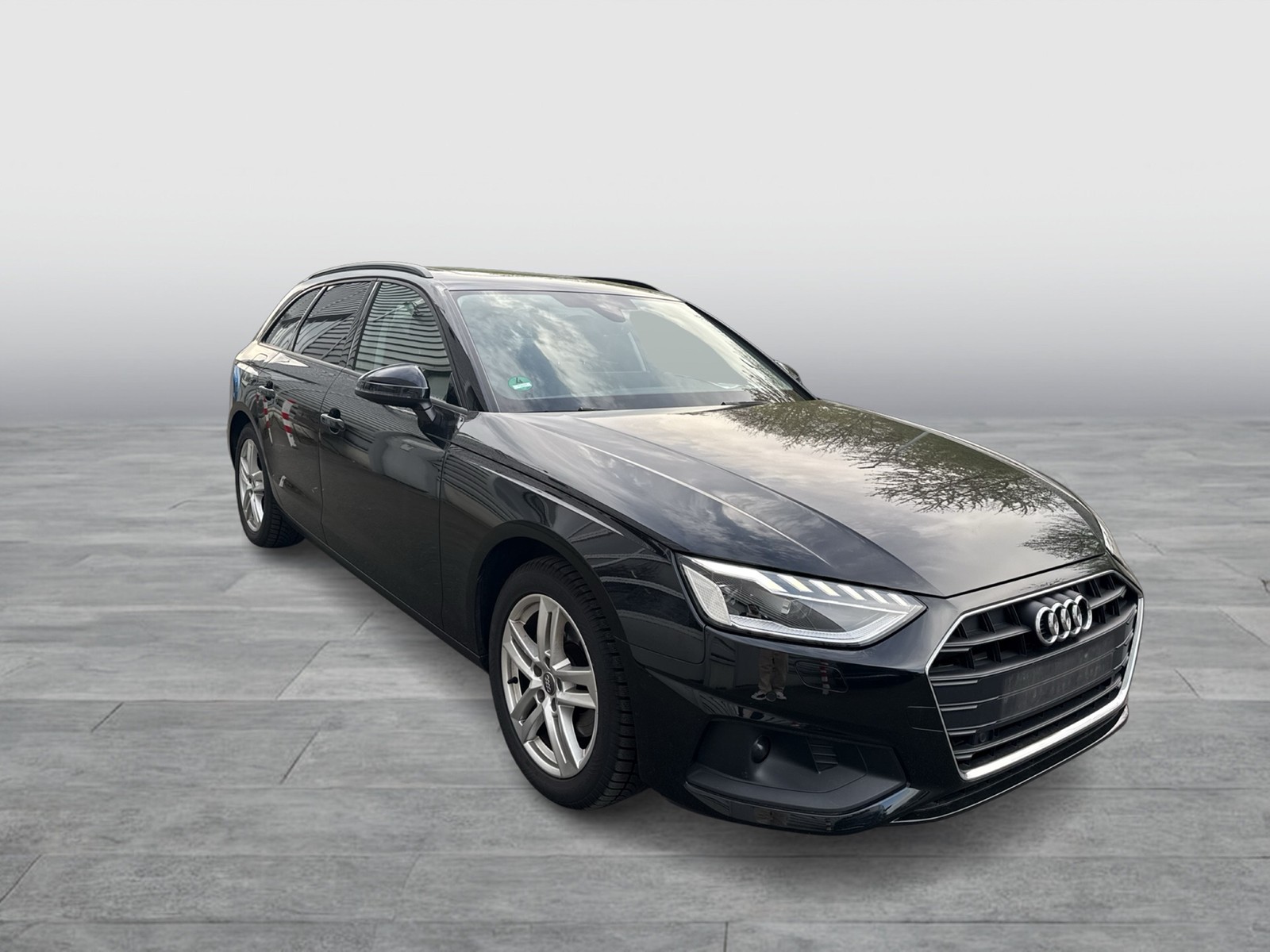 Audi A4 Avant 35 PANO KAMERA ALU18 MATRIX eKLAPPE NAVI+