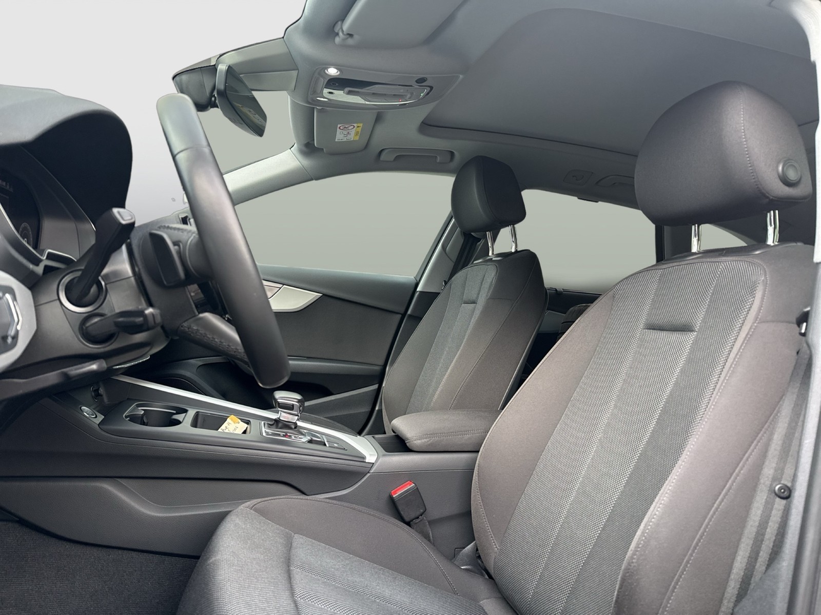 Audi A4 Avant 35 PANO KAMERA ALU18 MATRIX eKLAPPE NAVI+