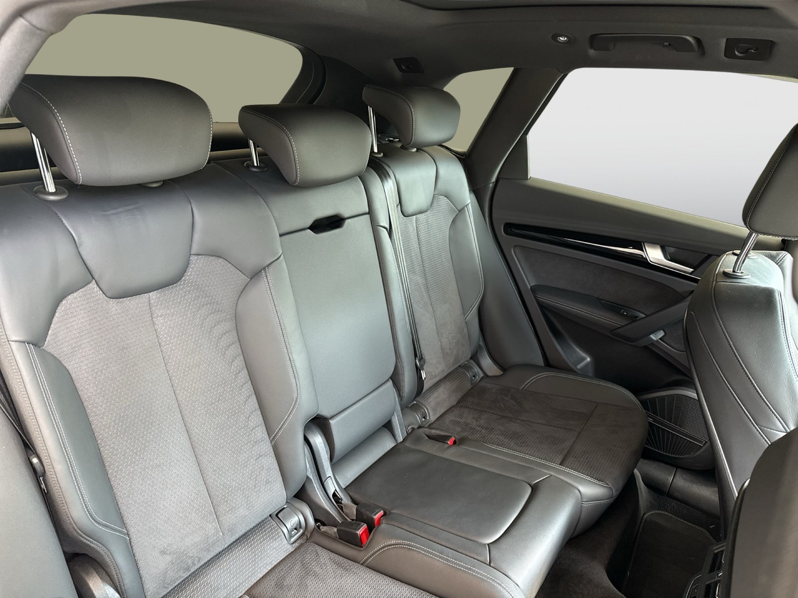 Audi Q5 40 Qu. S LINE PANO B&O AHK KAMERA ACC ALU21